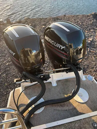 2009 Cantieri Mariner 8.3 Cabin RIB — Twin Mercury FourStroke 150s