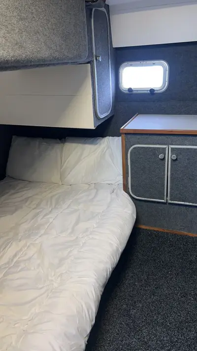 1989 Colvic Suncruiser 35 — Aft cabin, double berth