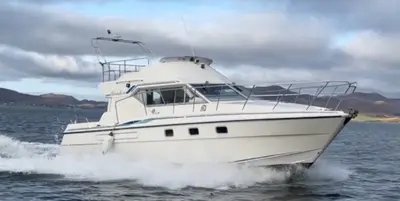 1989 Colvic Suncruiser 35 — Underway, up on the plane