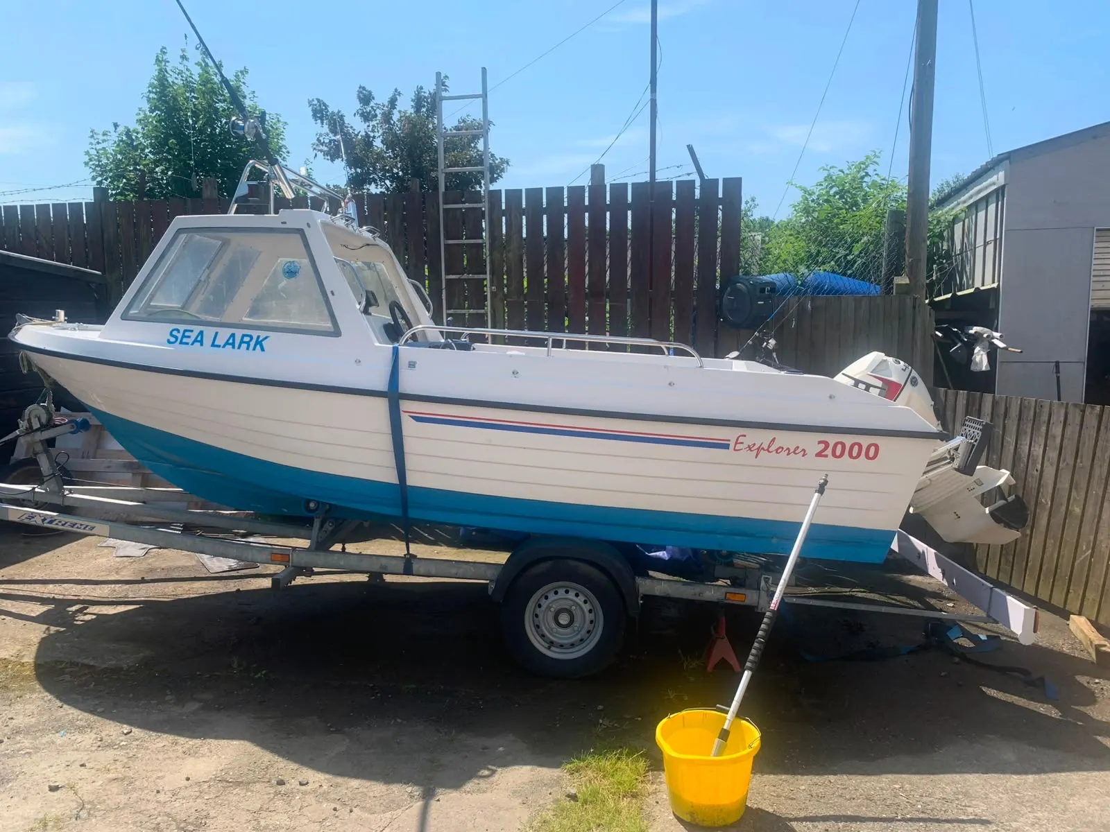 2014 Explorer Elite 2000 — Hull (side on)