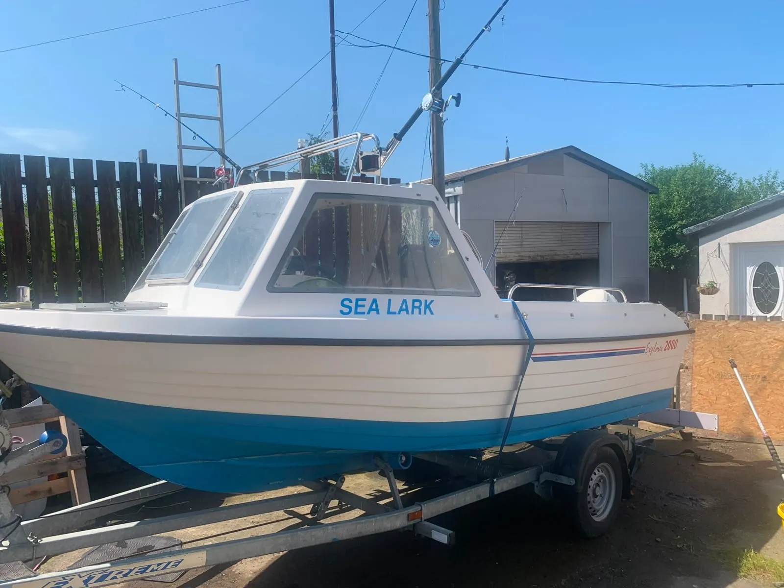 2014 Explorer Elite 2000 — Hull (side on)