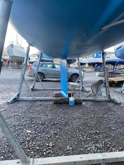 Under hull