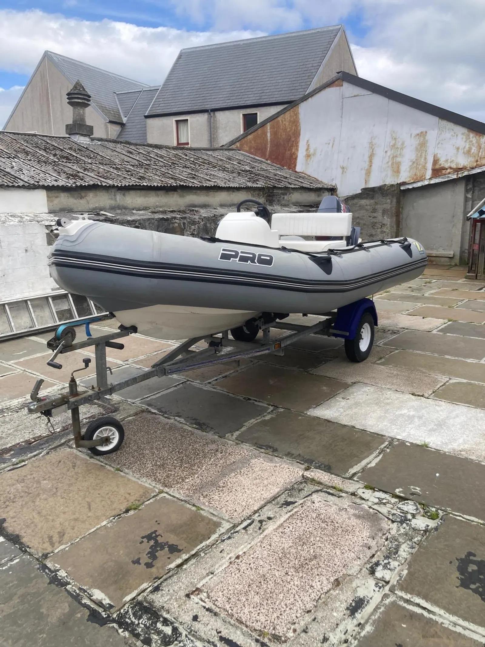 2005 Zodiac Pro 470 RIB — Photograph