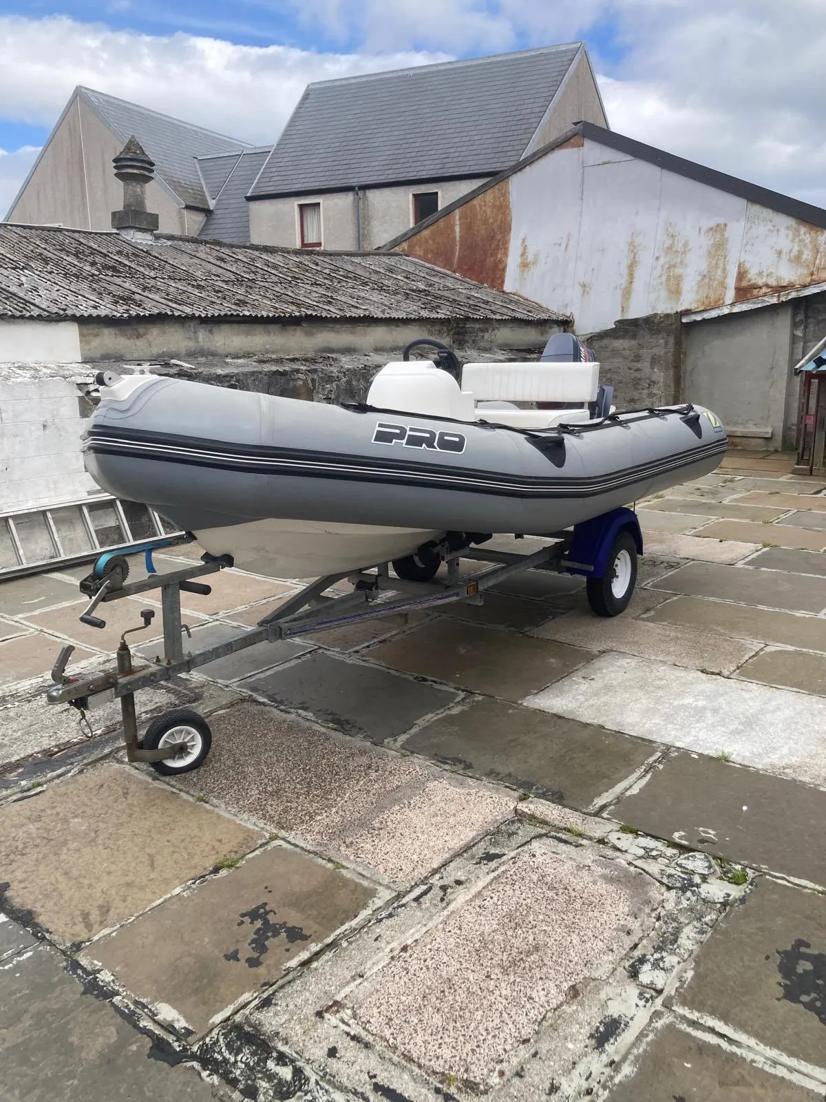 2005 Zodiac Pro 470 RIB — Photograph