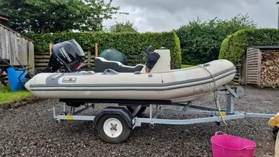 On the trailer, starboard side